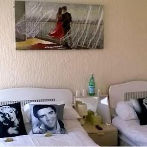 Deluxe Twin Room En-suite